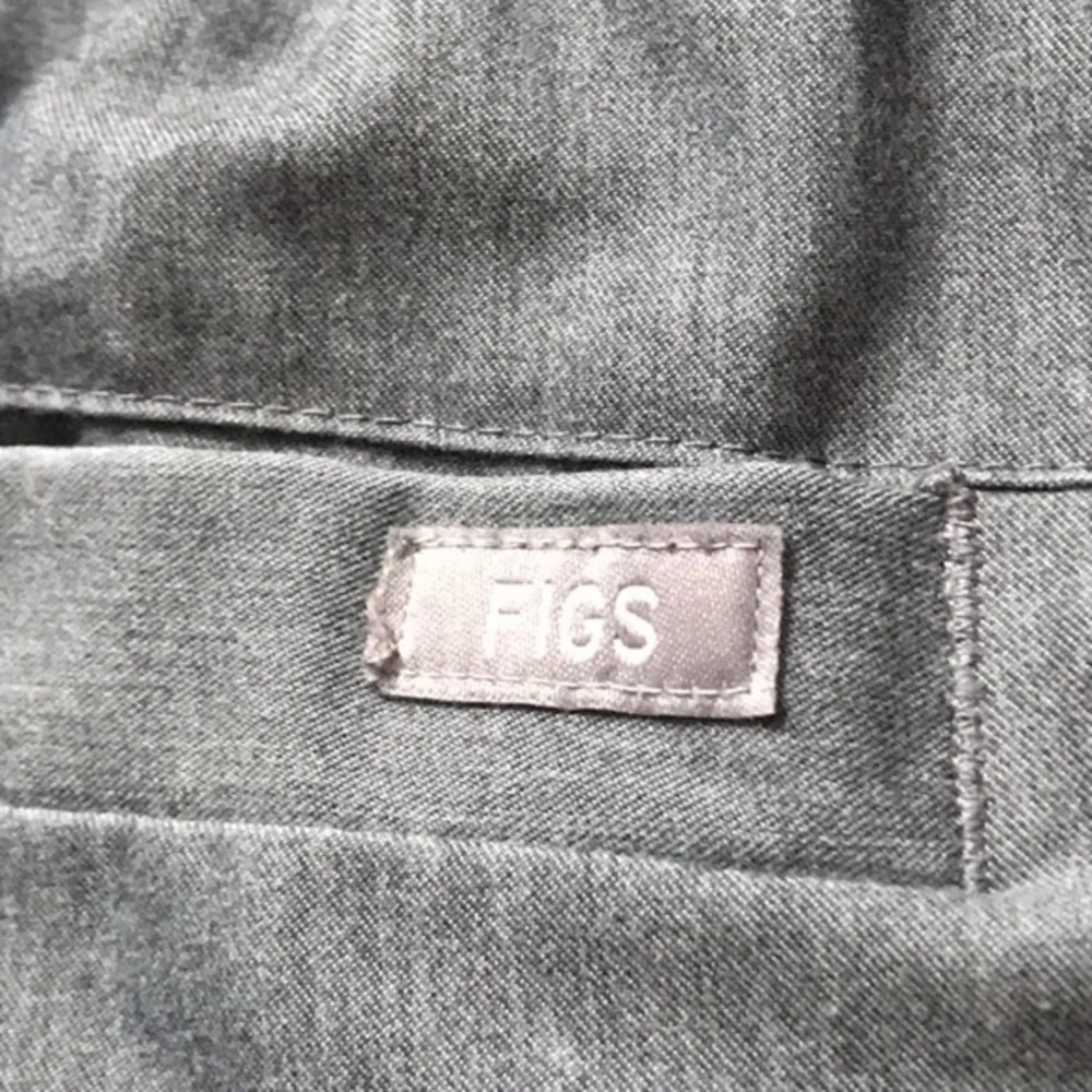 FIGS Small Mens Tansen Jogger Scrub Pants in‎ Graphite Gray Medical Hospital